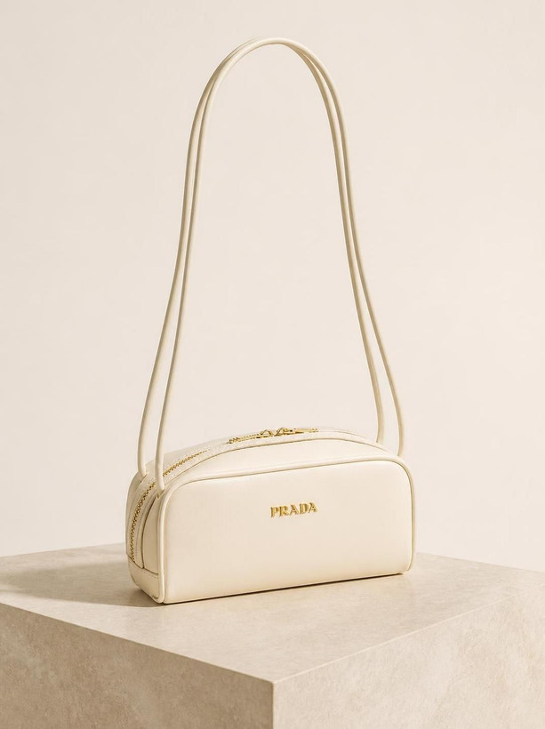 کیف دوشی زنانه طرح پرادا (Prada) مدل استوانهای – شیک، کاربردی و باکیفیت