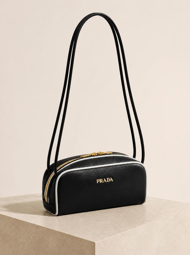 کیف دوشی زنانه طرح پرادا (Prada) مدل استوانهای – شیک، کاربردی و باکیفیت